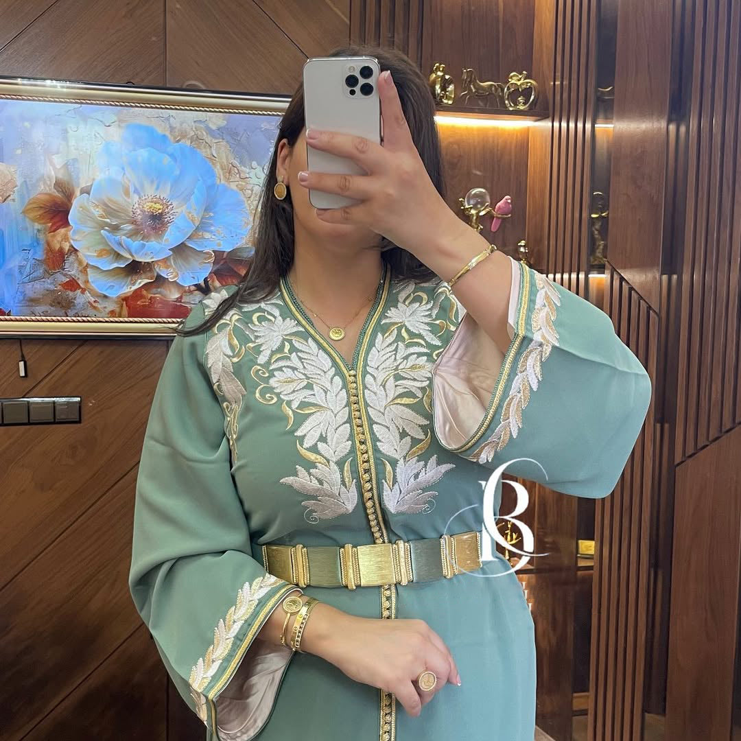 Classy Caftan Brodé