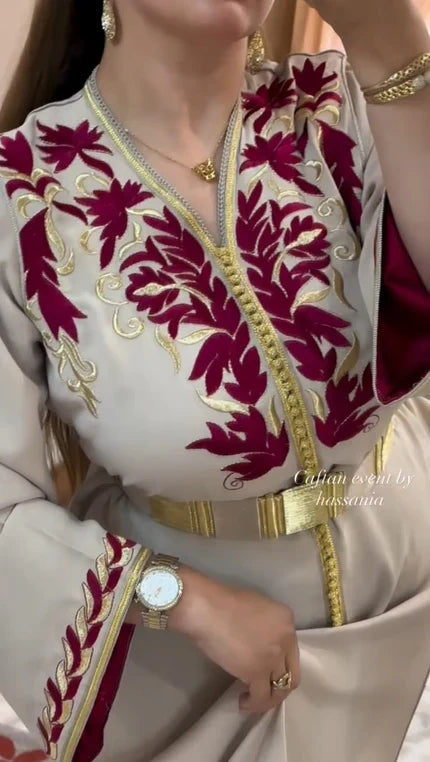 Classy Caftan Brodé