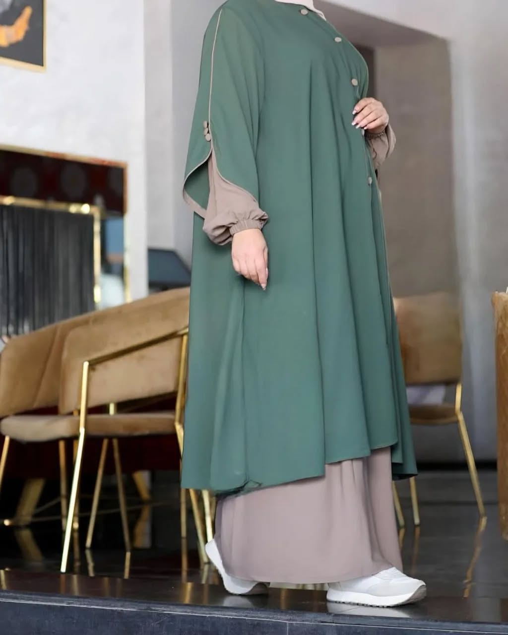 حجاب إدناء الأنيق